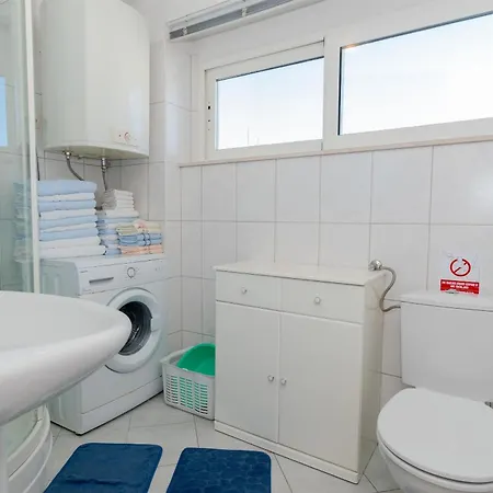 Mia Apartman